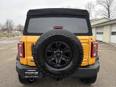 More photos of 2022 Ford Bronco Wildtrak at Twins Chrysler Dodge Jeep Ram, MI