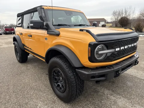 Yellow 2022 Ford Bronco Wildtrak for sale in Wayland, MI