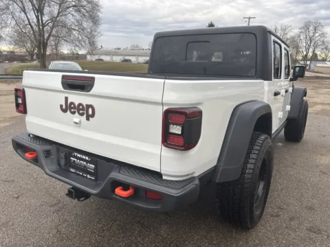 More photos of 2021 Jeep Gladiator Mojave at Twins Chrysler Dodge Jeep Ram, MI