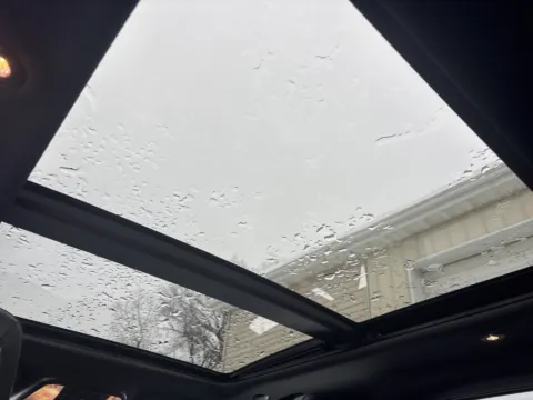 More photos of 2021 Jeep Grand Cherokee High Altitude at Twins Chrysler Dodge Jeep Ram, MI