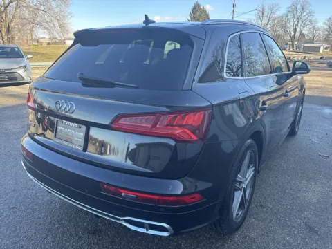 More photos of 2019 Audi SQ5 Premium Plus at Twins Chrysler Dodge Jeep Ram, MI