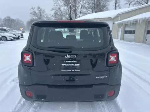 More photos of 2020 Jeep Renegade Sport at Twins Chrysler Dodge Jeep Ram, MI
