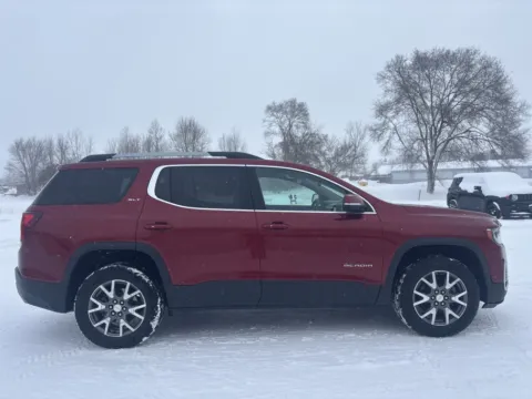 More photos of 2023 GMC Acadia SLT at Twins Chrysler Dodge Jeep Ram, MI