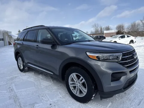 Gray 2024 Ford Explorer XLT for sale in Wayland, MI