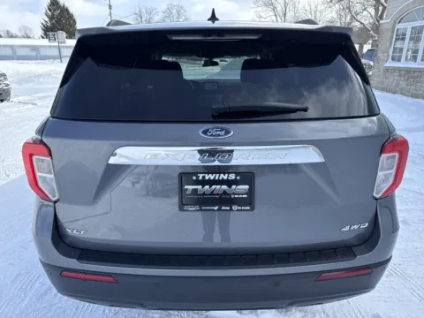 More photos of 2024 Ford Explorer XLT at Twins Chrysler Dodge Jeep Ram, MI
