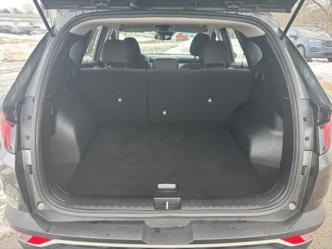 More photos of 2023 Hyundai Tucson SE at Twins Chrysler Dodge Jeep Ram, MI