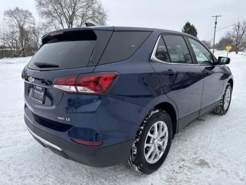 More photos of 2022 Chevrolet Equinox LT at Twins Chrysler Dodge Jeep Ram, MI