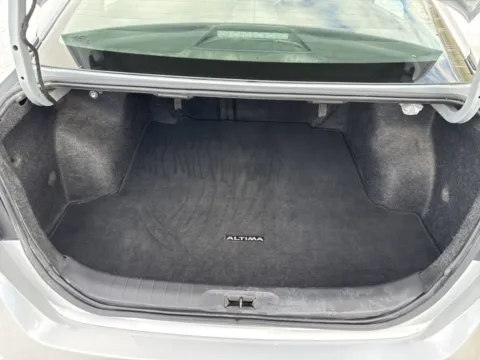 More photos of 2024 Nissan Altima 2.5 SV at Twins Chrysler Dodge Jeep Ram, MI