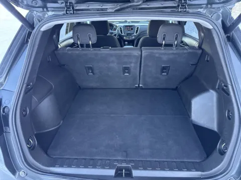More photos of 2020 Chevrolet Equinox LT at Twins Chrysler Dodge Jeep Ram, MI