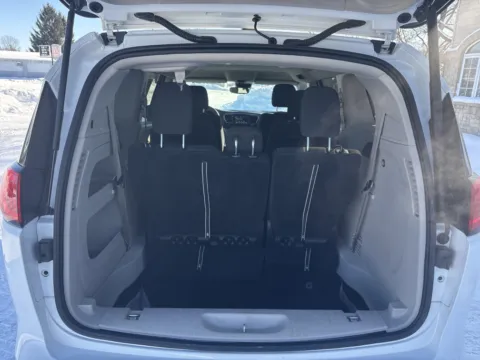 More photos of 2023 Chrysler Voyager LX at Twins Chrysler Dodge Jeep Ram, MI