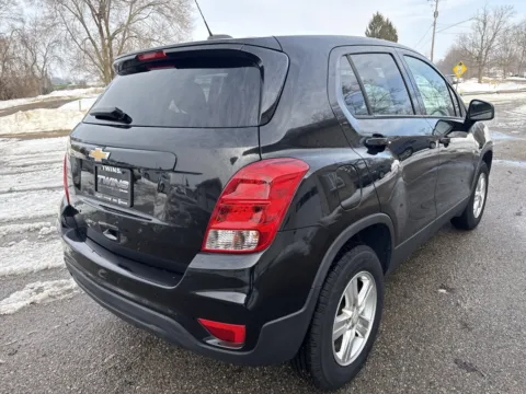 More photos of 2021 Chevrolet Trax LS at Twins Chrysler Dodge Jeep Ram, MI