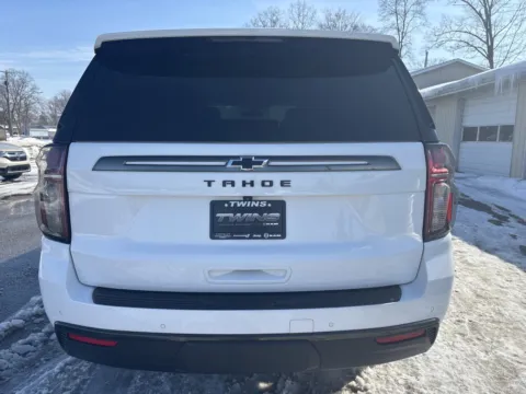 More photos of 2021 Chevrolet Tahoe Z71 at Twins Chrysler Dodge Jeep Ram, MI
