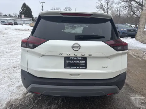 More photos of 2022 Nissan Rogue SV at Twins Chrysler Dodge Jeep Ram, MI