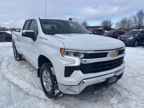 White 2022 Chevrolet Silverado 1500 LT for sale in Wayland, MI