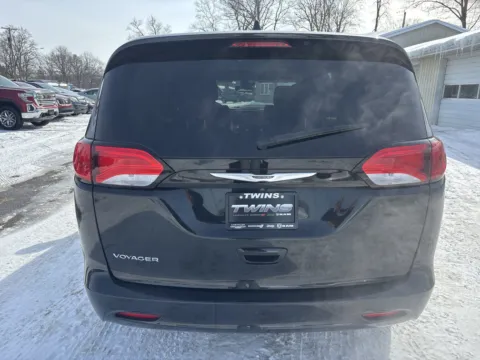 More photos of 2023 Chrysler Voyager LX at Twins Chrysler Dodge Jeep Ram, MI