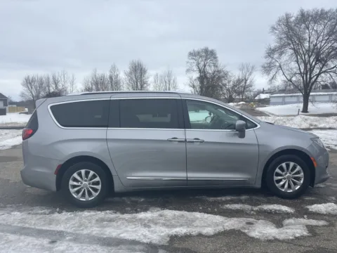 Photos of 2019 Chrysler Pacifica Touring L for sale in Wayland, MI at Twins Chrysler Dodge Jeep Ram