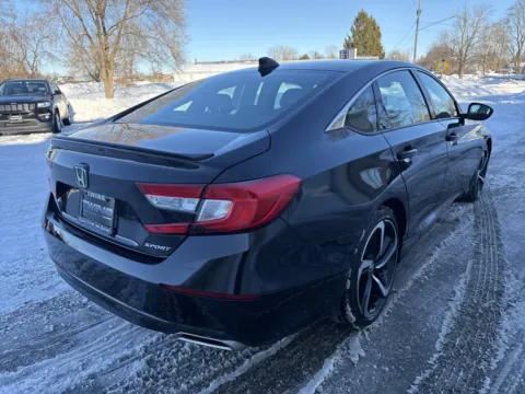More photos of 2022 Honda Accord Sedan Sport at Twins Chrysler Dodge Jeep Ram, MI