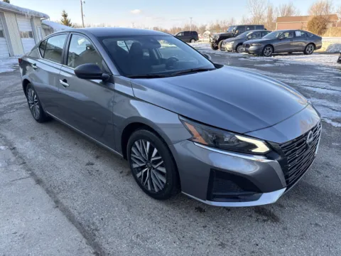 Gray 2024 Nissan Altima 2.5 SV for sale in Wayland, MI