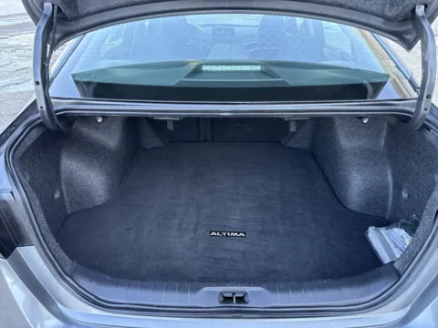 More photos of 2024 Nissan Altima 2.5 SV at Twins Chrysler Dodge Jeep Ram, MI