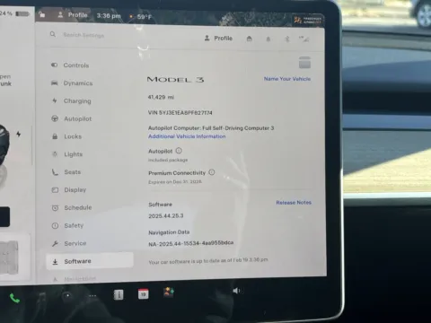 More photos of 2023 Tesla Model 3 at Twins Chrysler Dodge Jeep Ram, MI