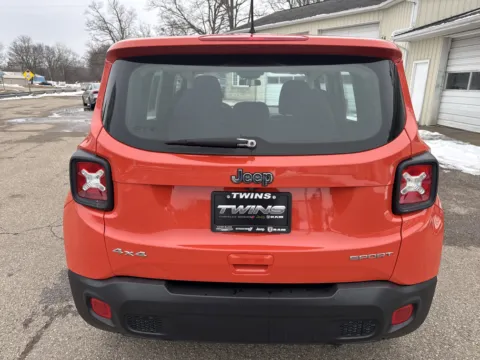 More photos of 2018 Jeep Renegade Sport at Twins Chrysler Dodge Jeep Ram, MI