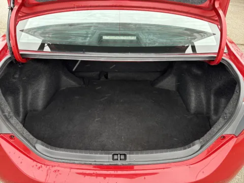 More photos of 2019 Toyota Corolla SE at Twins Chrysler Dodge Jeep Ram, MI