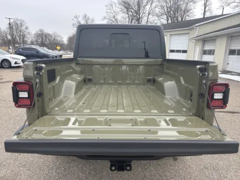 More photos of 2026 JEEP GLADIATOR SPORT at Twins Chrysler Dodge Jeep Ram, MI