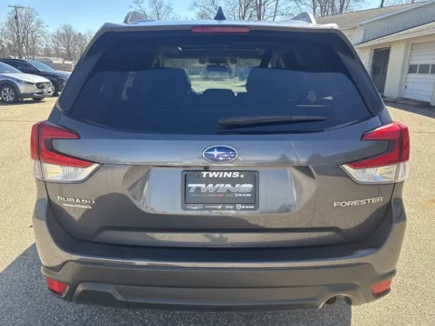 More photos of 2021 Subaru Forester Premium at Twins Chrysler Dodge Jeep Ram, MI