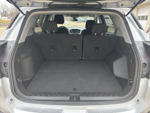 More photos of 2020 GMC Terrain SLE at Twins Chrysler Dodge Jeep Ram, MI