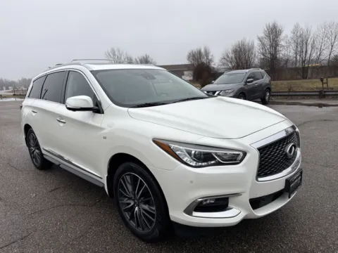 White 2019 INFINITI QX60 LUXE for sale in Wayland, MI