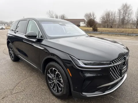 Black 2024 Lincoln Nautilus Premiere for sale in Wayland, MI