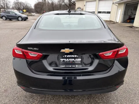 More photos of 2021 Chevrolet Malibu LS at Twins Chrysler Dodge Jeep Ram, MI