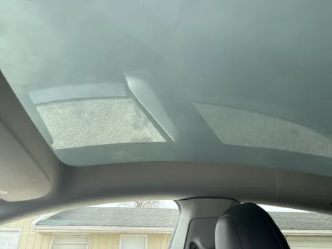 More photos of 2022 Tesla Model Y Long Range at Twins Chrysler Dodge Jeep Ram, MI