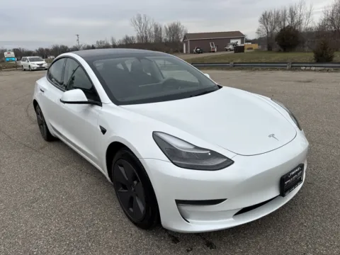 White 2023 Tesla Model 3 STANDARD RANGE for sale in Wayland, MI