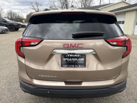 More photos of 2018 GMC Terrain SLE at Twins Chrysler Dodge Jeep Ram, MI