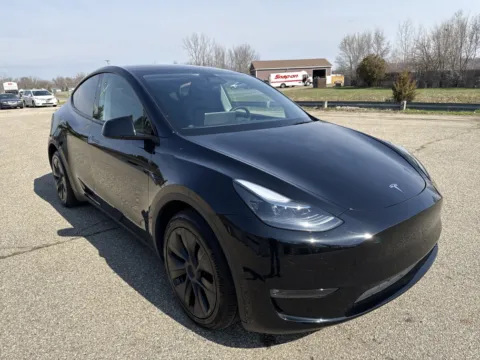 Black 2024 Tesla Model Y Long Range for sale in Wayland, MI