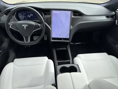 More photos of 2020 Tesla Model S Performance at Twins Chrysler Dodge Jeep Ram, MI