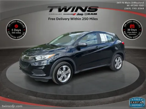 More photos of 2022 Honda HR-V LX at Twins Chrysler Dodge Jeep Ram, MI