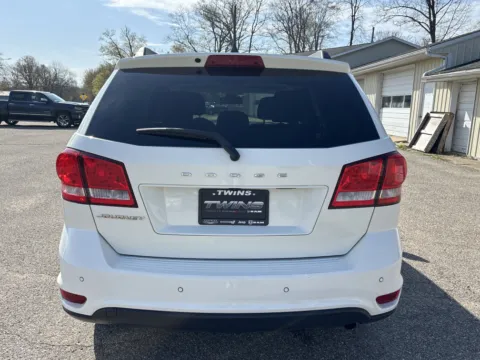 More photos of 2019 Dodge Journey SE at Twins Chrysler Dodge Jeep Ram, MI