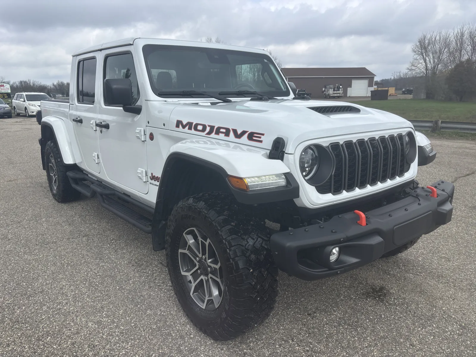 White 2024 Jeep Gladiator Mojave X for sale in Wayland, MI