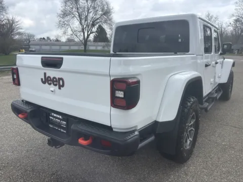 More photos of 2024 Jeep Gladiator Mojave X at Twins Chrysler Dodge Jeep Ram, MI