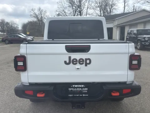 More photos of 2024 Jeep Gladiator Mojave X at Twins Chrysler Dodge Jeep Ram, MI