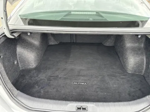 More photos of 2023 Nissan Altima 2.5 S at Twins Chrysler Dodge Jeep Ram, MI