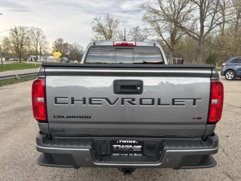 More photos of 2022 Chevrolet Colorado 4WD Z71 at Twins Chrysler Dodge Jeep Ram, MI