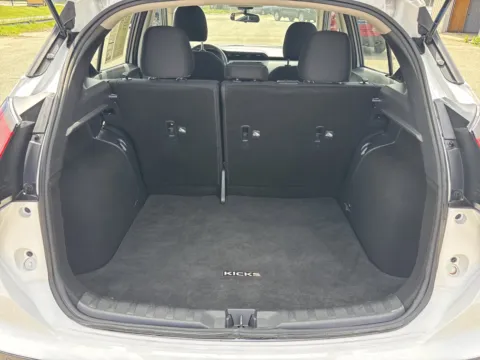 More photos of 2021 Nissan Kicks SV at Twins Chrysler Dodge Jeep Ram, MI