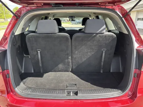 More photos of 2019 Kia Sorento LX at Twins Chrysler Dodge Jeep Ram, MI