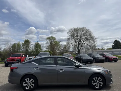 Photos of 2022 Nissan Altima 2.5 S for sale in Wayland, MI at Twins Chrysler Dodge Jeep Ram
