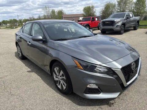 Gray 2022 Nissan Altima 2.5 S for sale in Wayland, MI