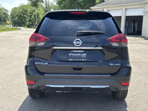 More photos of 2018 Nissan Rogue SL at Twins Chrysler Dodge Jeep Ram, MI