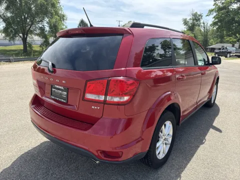 More photos of 2017 Dodge Journey SXT at Twins Chrysler Dodge Jeep Ram, MI